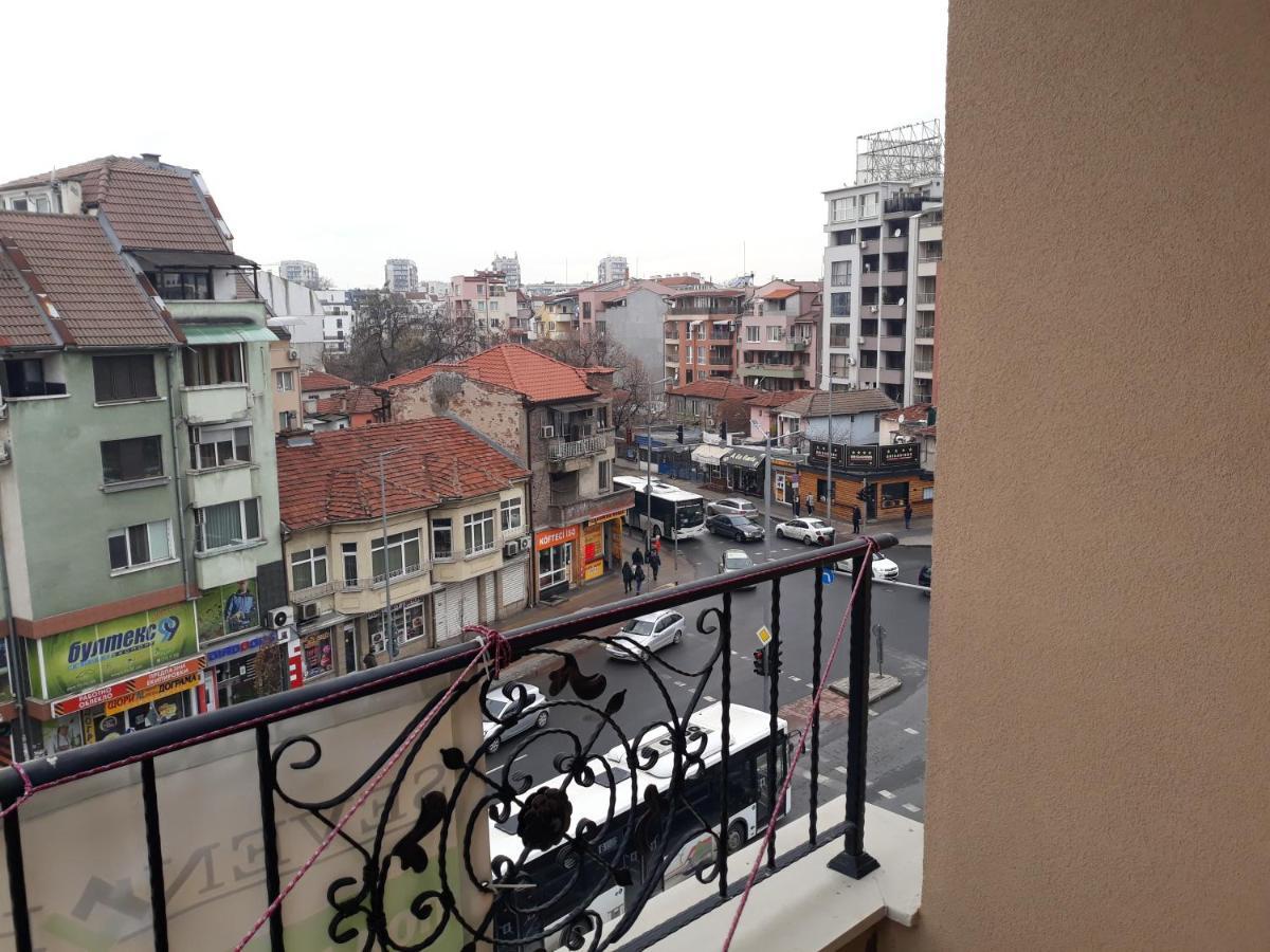 16a Vasil Aprilov 64 - Apartament *
